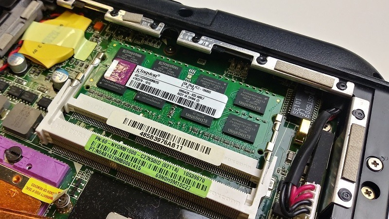 Cambiar la RAM en una Portátil Asus